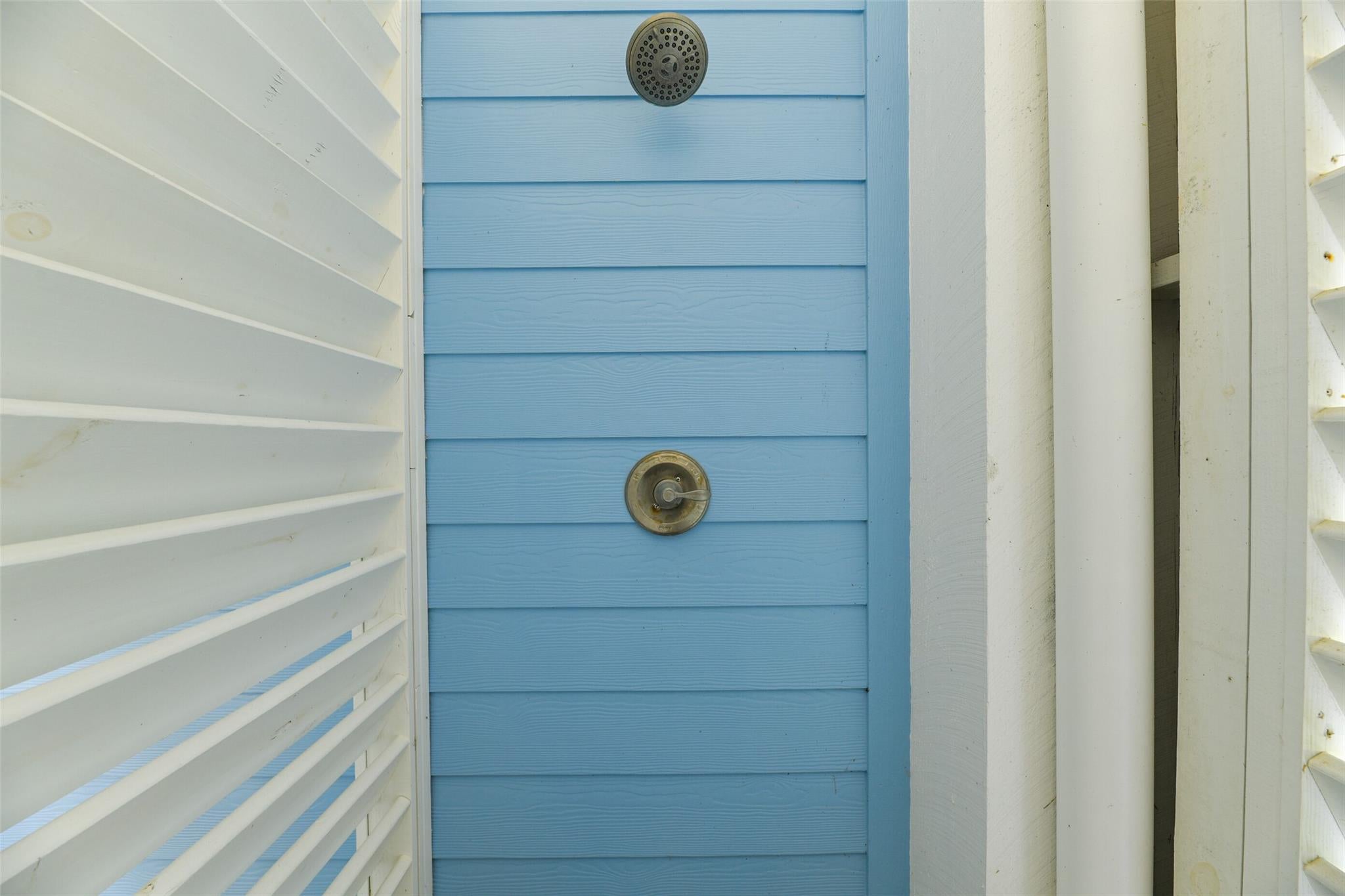 Jamaica Beach, Texas, 77554, United States, 5 Bedrooms Bedrooms, ,5 BathroomsBathrooms,Residential,Active,1884876