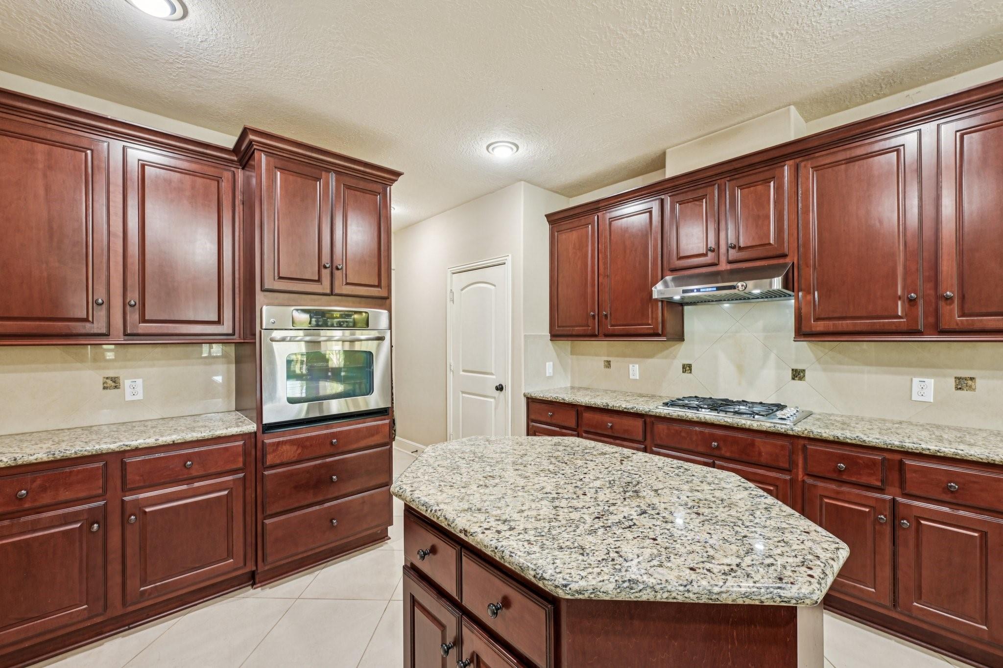 Houston, Texas, 77094, United States, 4 Bedrooms Bedrooms, ,4 BathroomsBathrooms,Residential,Active,1909896