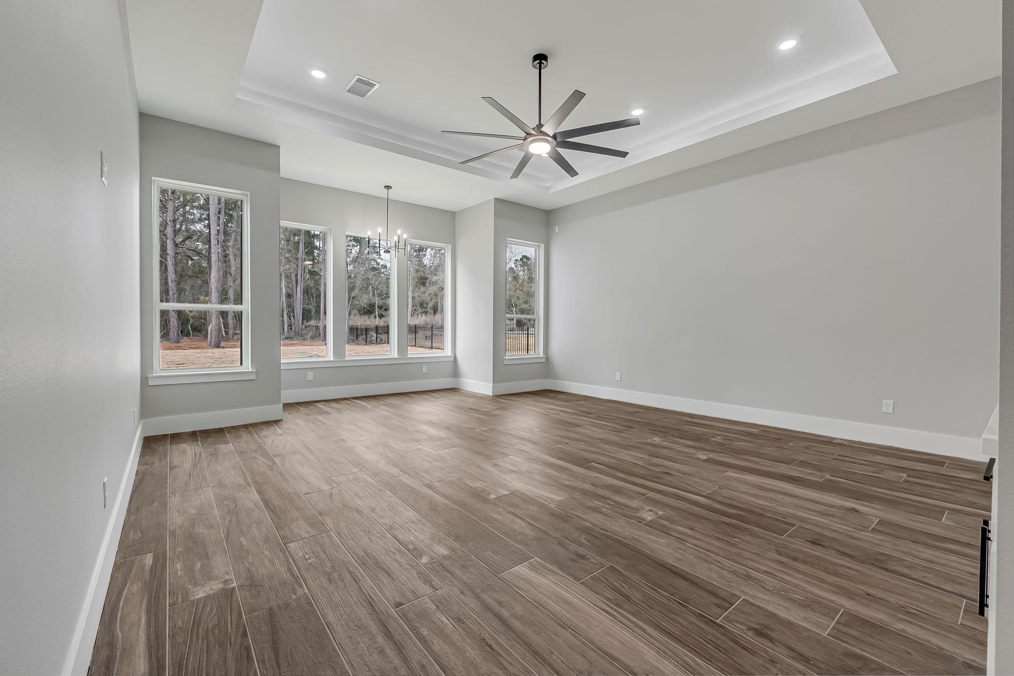 Montgomery, Texas, 77316, United States, 5 Bedrooms Bedrooms, ,6 BathroomsBathrooms,Residential,Active,2015434