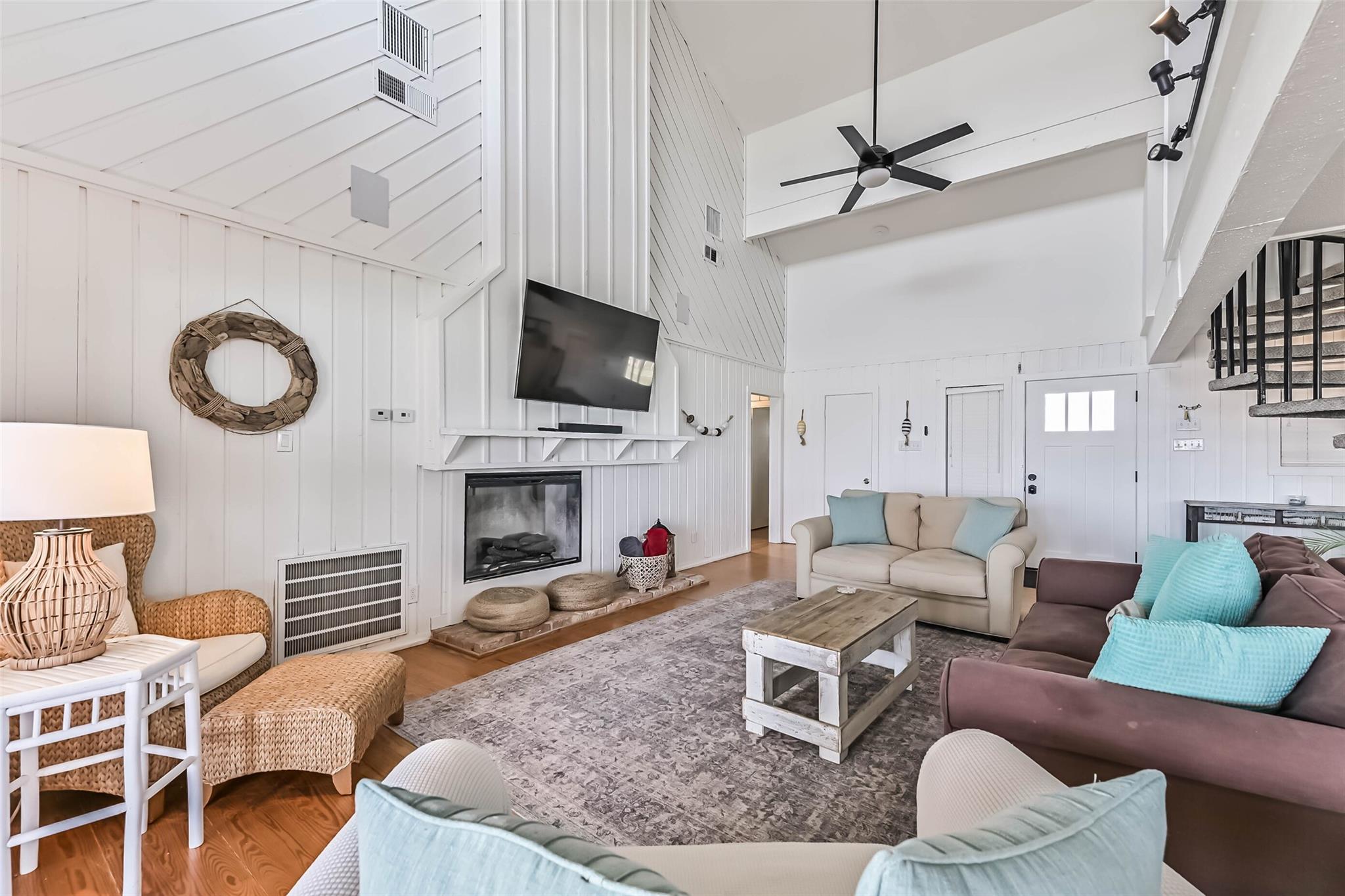 Galveston, Texas, 77554, United States, 4 Bedrooms Bedrooms, ,3 BathroomsBathrooms,Residential,Active,1909088