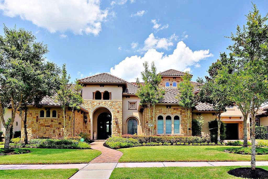 Sugar Land, Texas, 77479, United States, 6 Bedrooms Bedrooms, ,8 BathroomsBathrooms,Residential,Active,2015819
