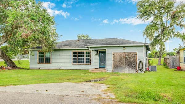 103 LAKEWOOD DR, CLUTE, TX 77531 - Image 1