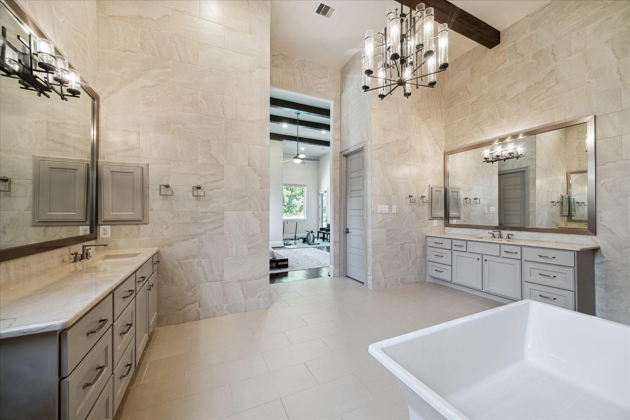 Sugar Land, Texas, 77479, United States, 5 Bedrooms Bedrooms, ,6 BathroomsBathrooms,Residential,Active,2015429