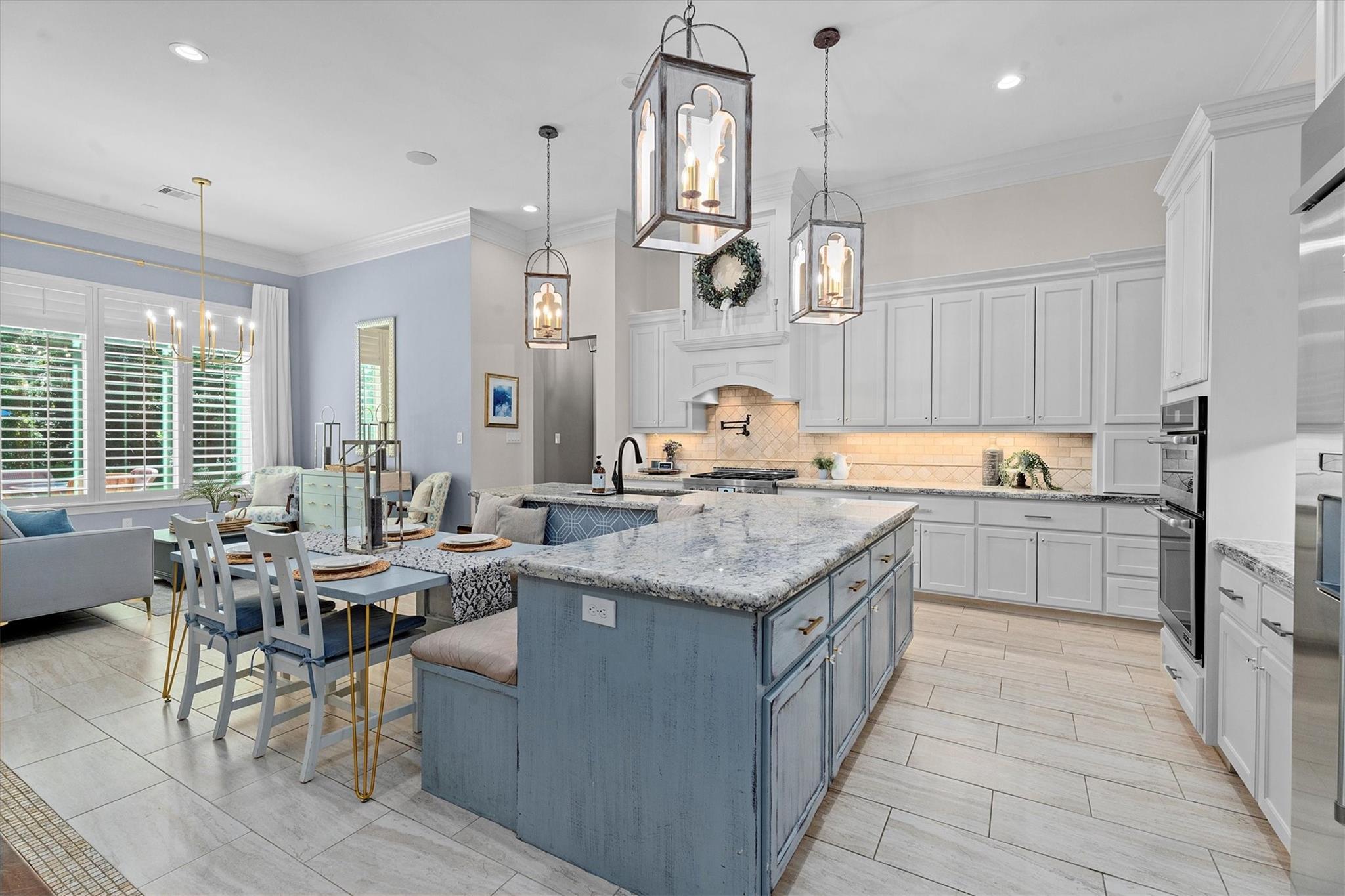 Spring, Texas, 77386, United States, 5 Bedrooms Bedrooms, ,5 BathroomsBathrooms,Residential,Active,1914631