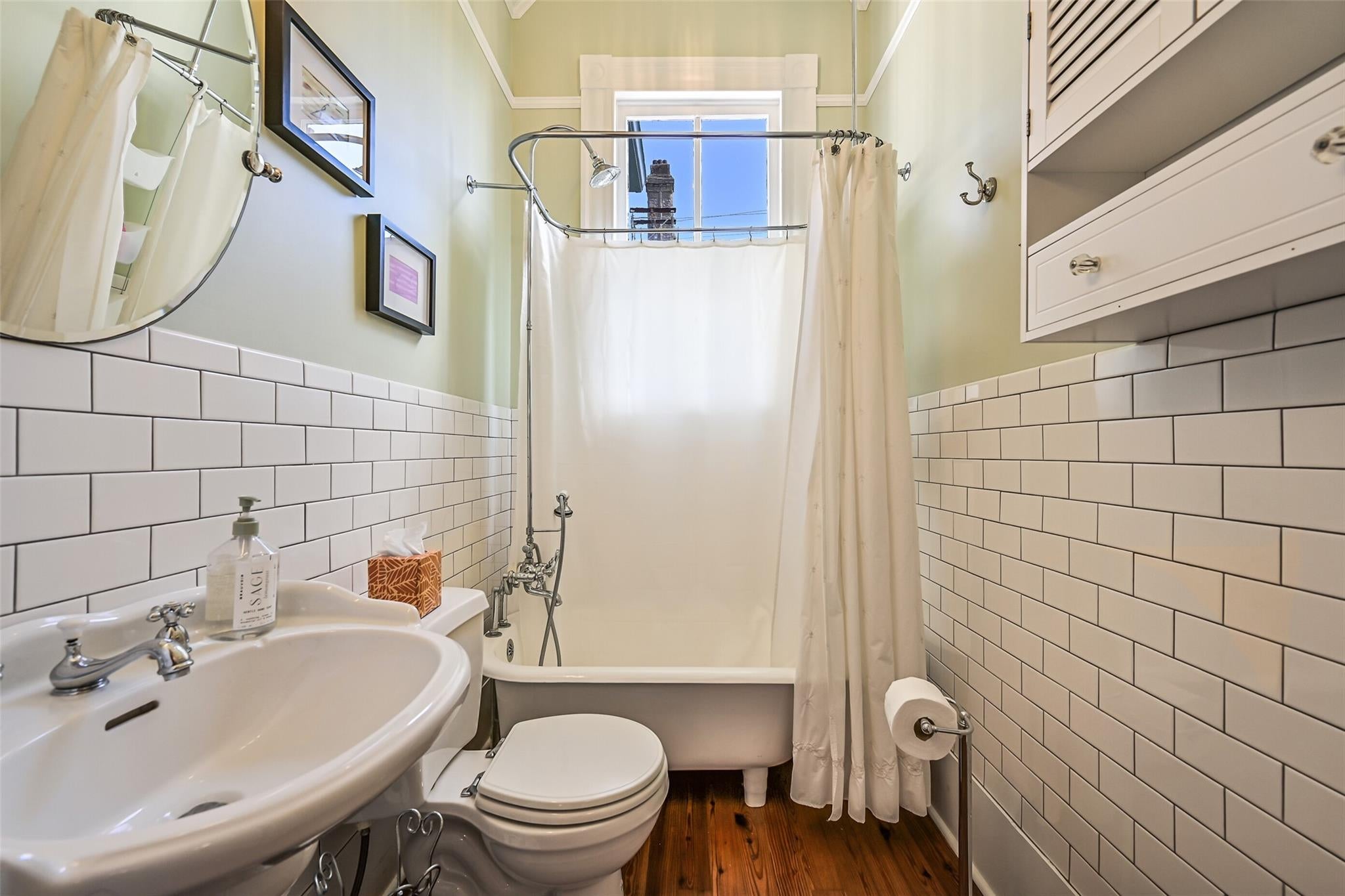 Galveston, Texas, 77550, United States, 6 Bedrooms Bedrooms, ,4 BathroomsBathrooms,Residential,Active,1899876