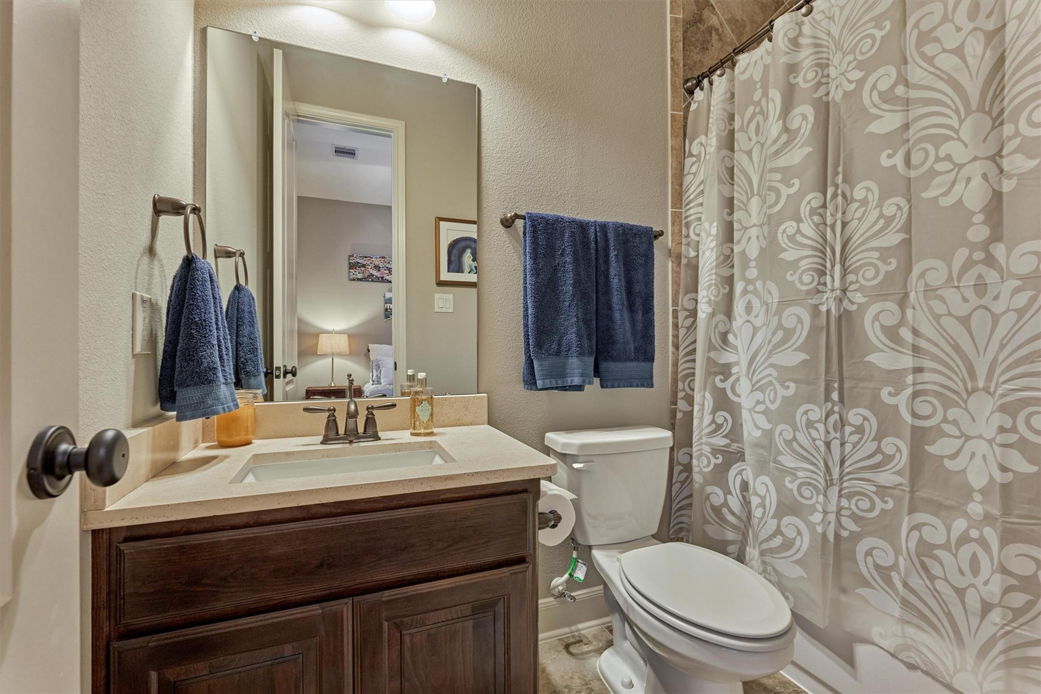 Montgomery, Texas, 77316, United States, 5 Bedrooms Bedrooms, ,4 BathroomsBathrooms,Residential,Active,1927663