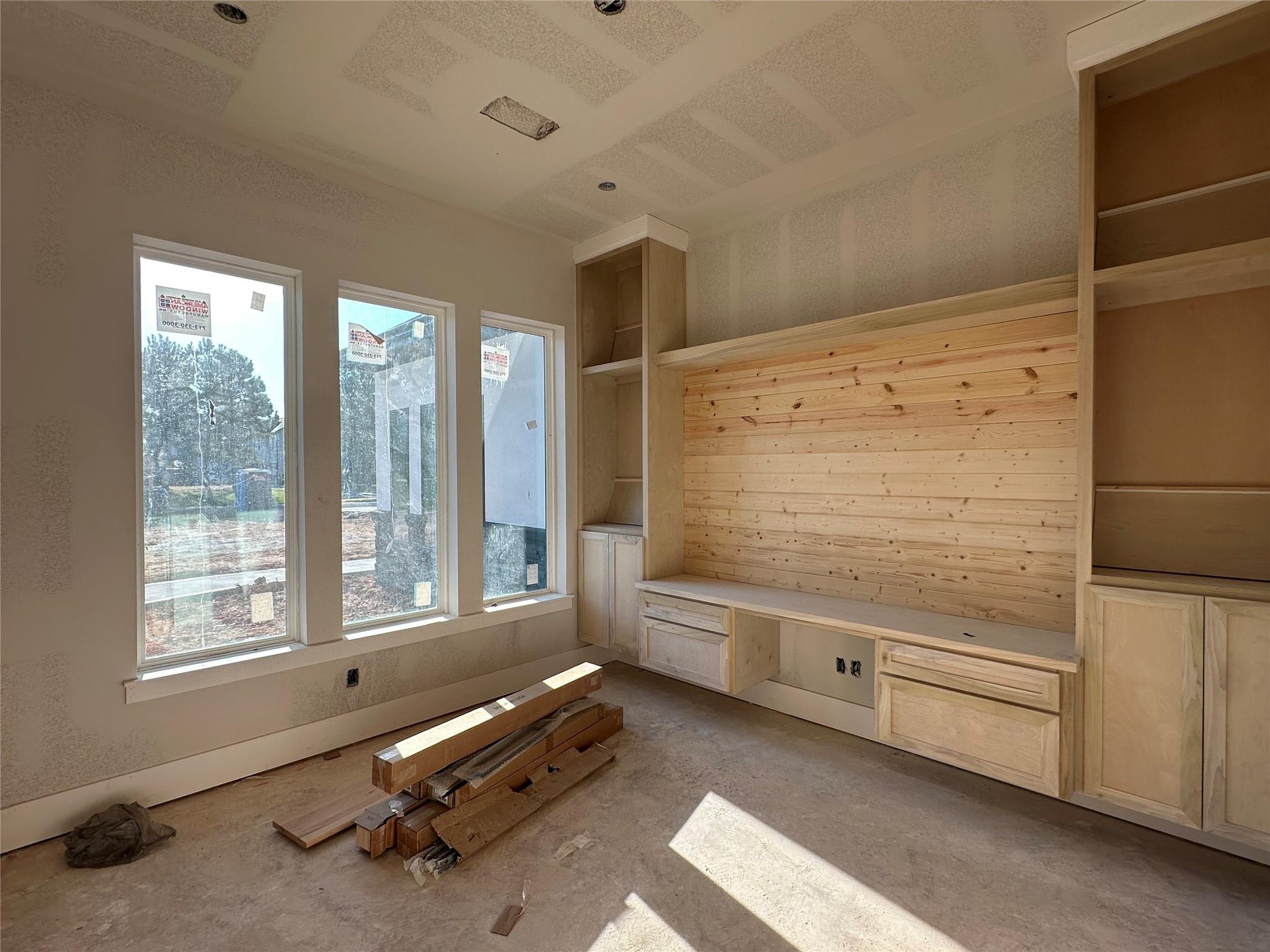 Montgomery, Texas, 77316, United States, 5 Bedrooms Bedrooms, ,7 BathroomsBathrooms,Residential,Active,1965996