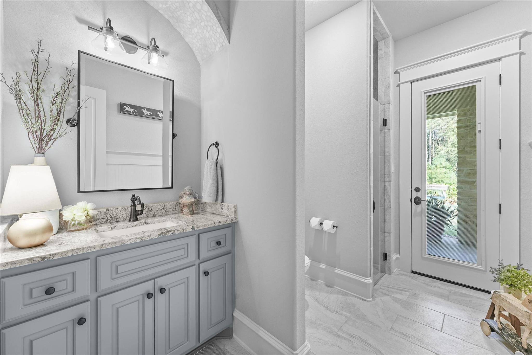 Montgomery, Texas, 77316, United States, 4 Bedrooms Bedrooms, ,3 BathroomsBathrooms,Residential,Active,1953985