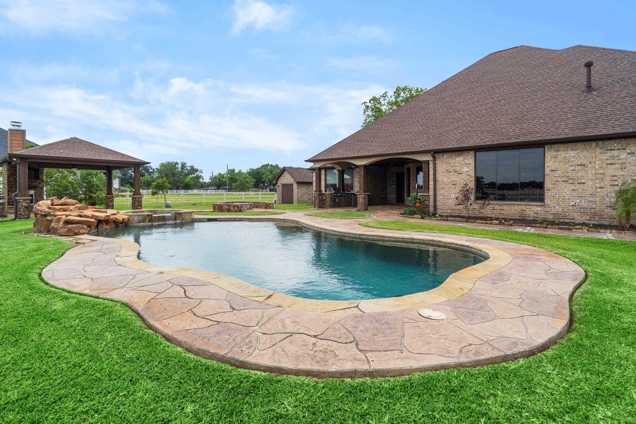 Needville, Texas, 77461, United States, 4 Bedrooms Bedrooms, ,4 BathroomsBathrooms,Residential,Active,1999933