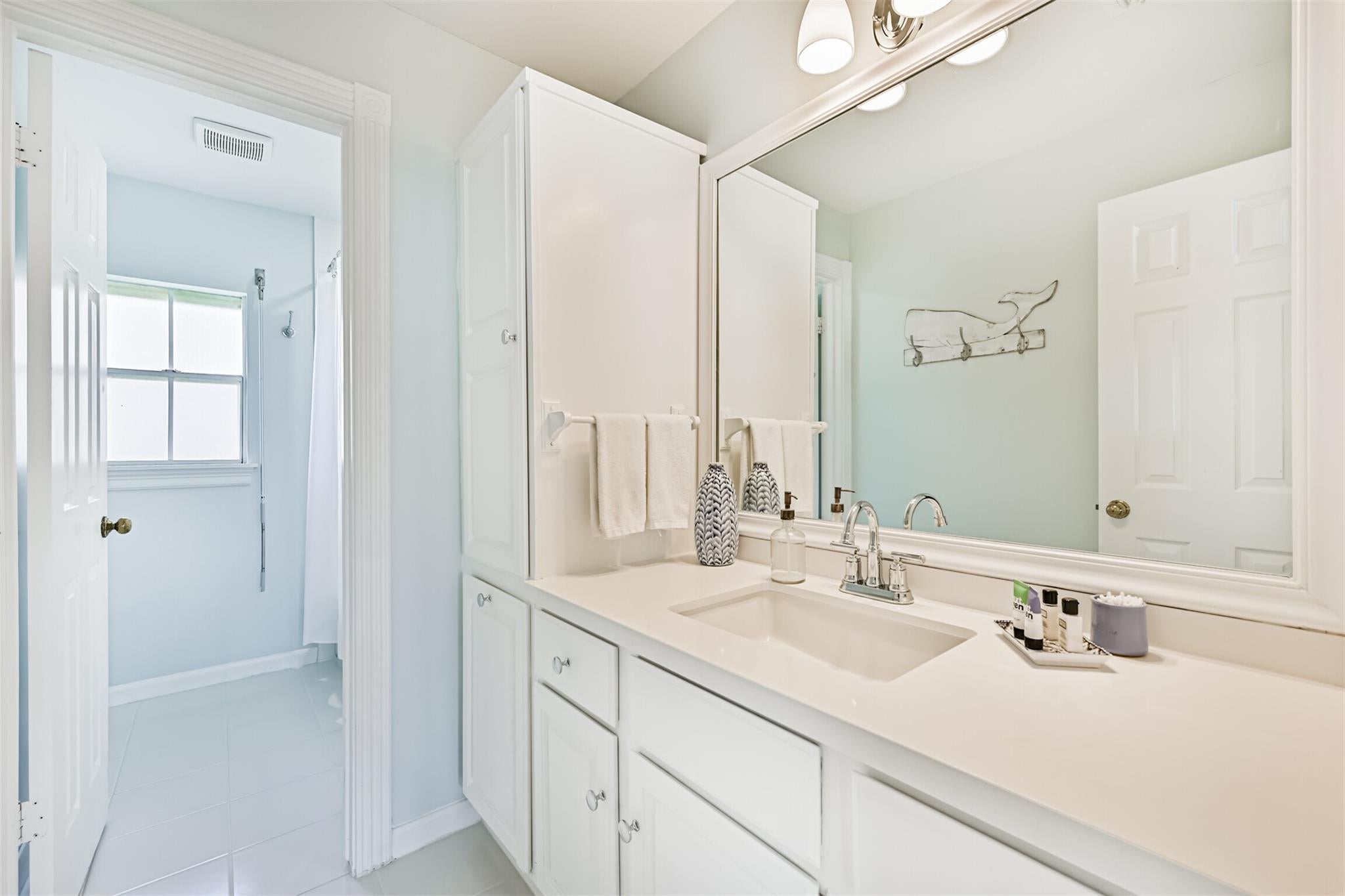 Galveston, Texas, 77554, United States, 4 Bedrooms Bedrooms, ,3 BathroomsBathrooms,Residential,Active,1888977