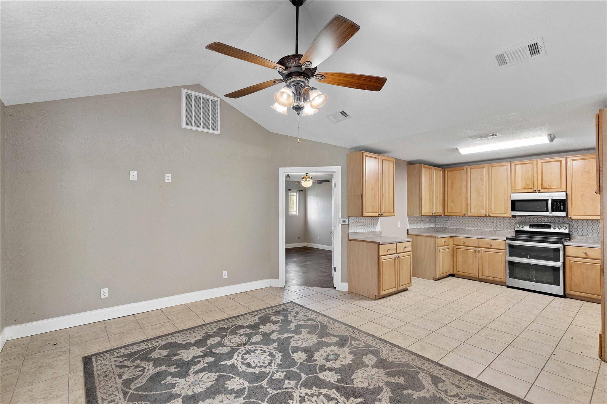 Huffman, Texas, 77336, United States, 3 Bedrooms Bedrooms, ,2 BathroomsBathrooms,Residential,Active,1965840