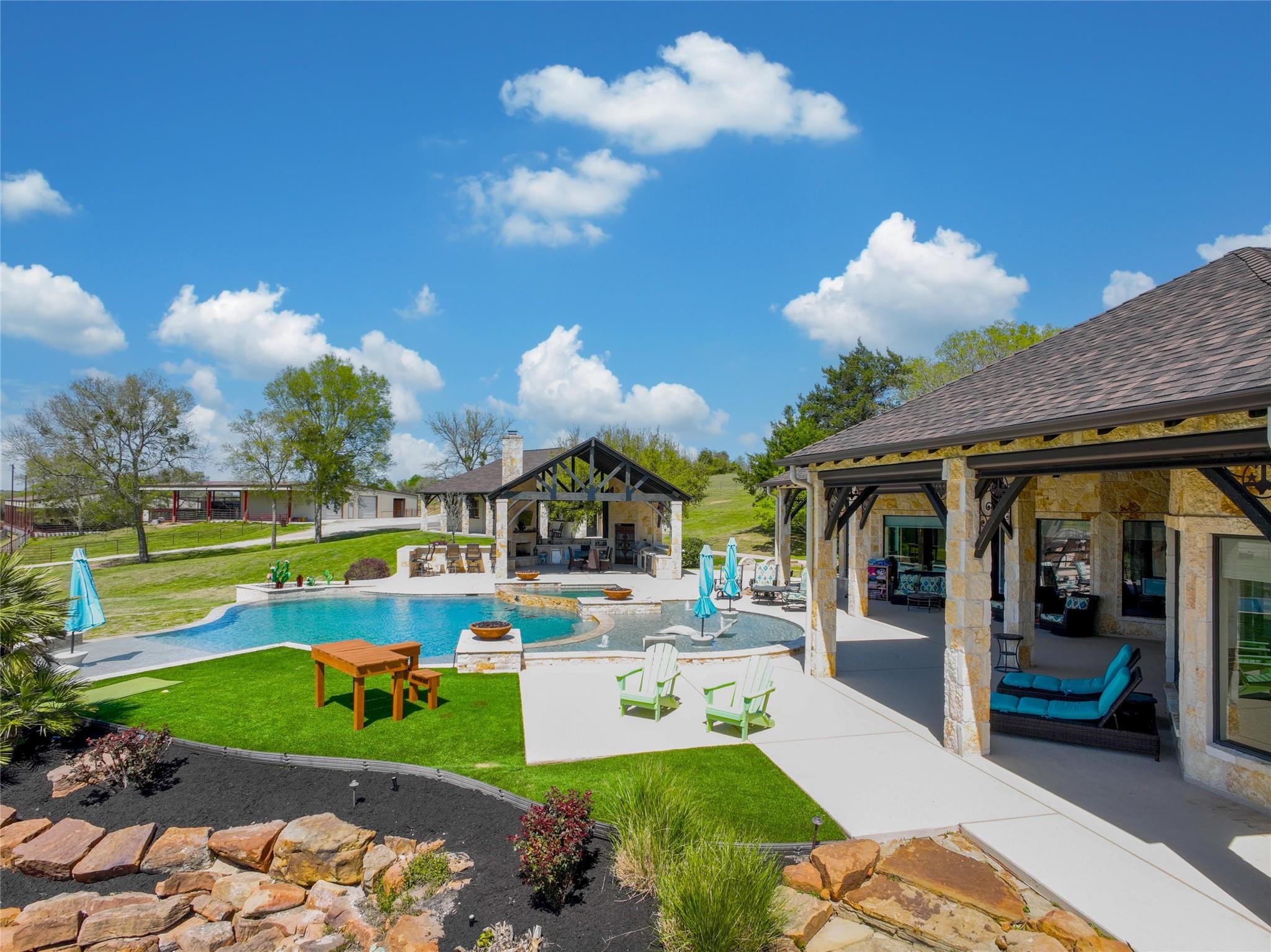 Montgomery, Texas, 77316, United States, 6 Bedrooms Bedrooms, ,6 BathroomsBathrooms,Residential,Active,1907981