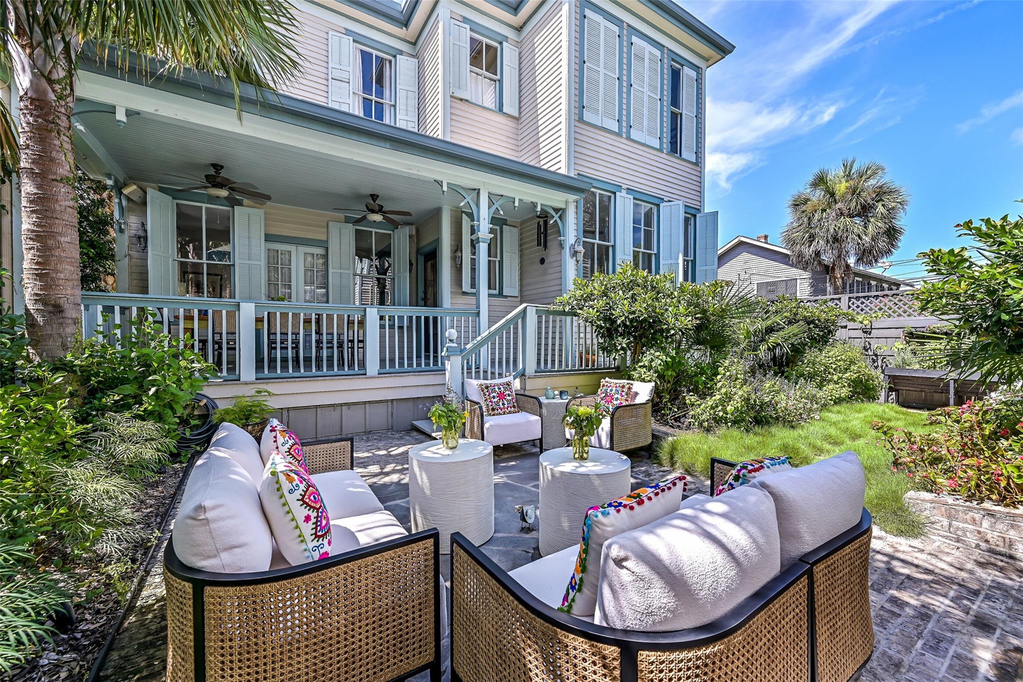 Galveston, Texas, 77550, United States, 6 Bedrooms Bedrooms, ,4 BathroomsBathrooms,Residential,Active,1899876
