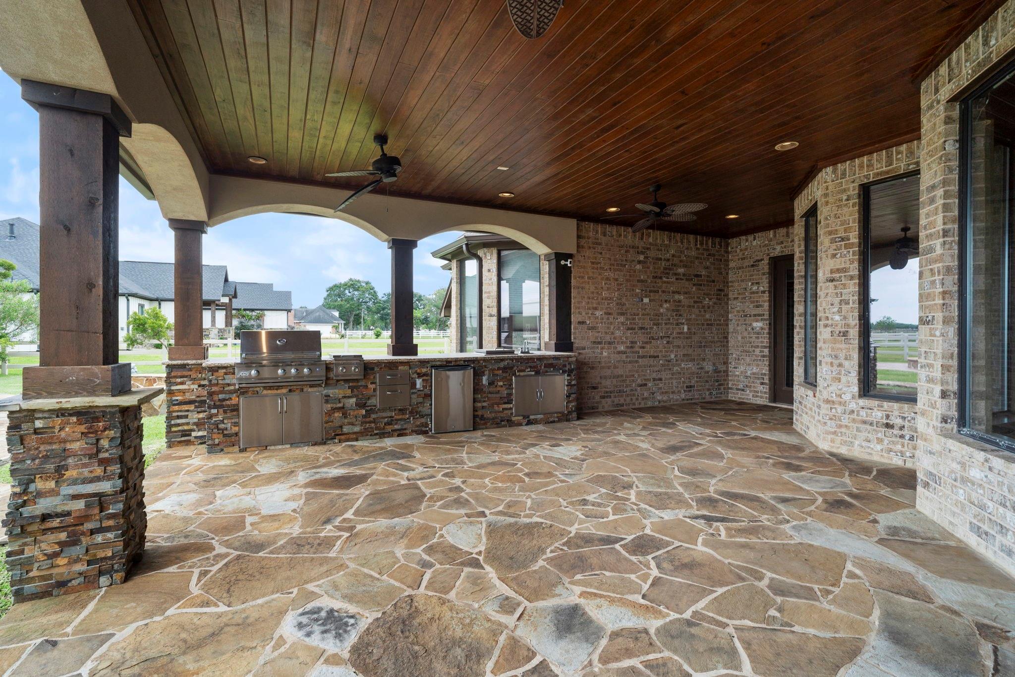 Needville, Texas, 77461, United States, 4 Bedrooms Bedrooms, ,4 BathroomsBathrooms,Residential,Active,1999933