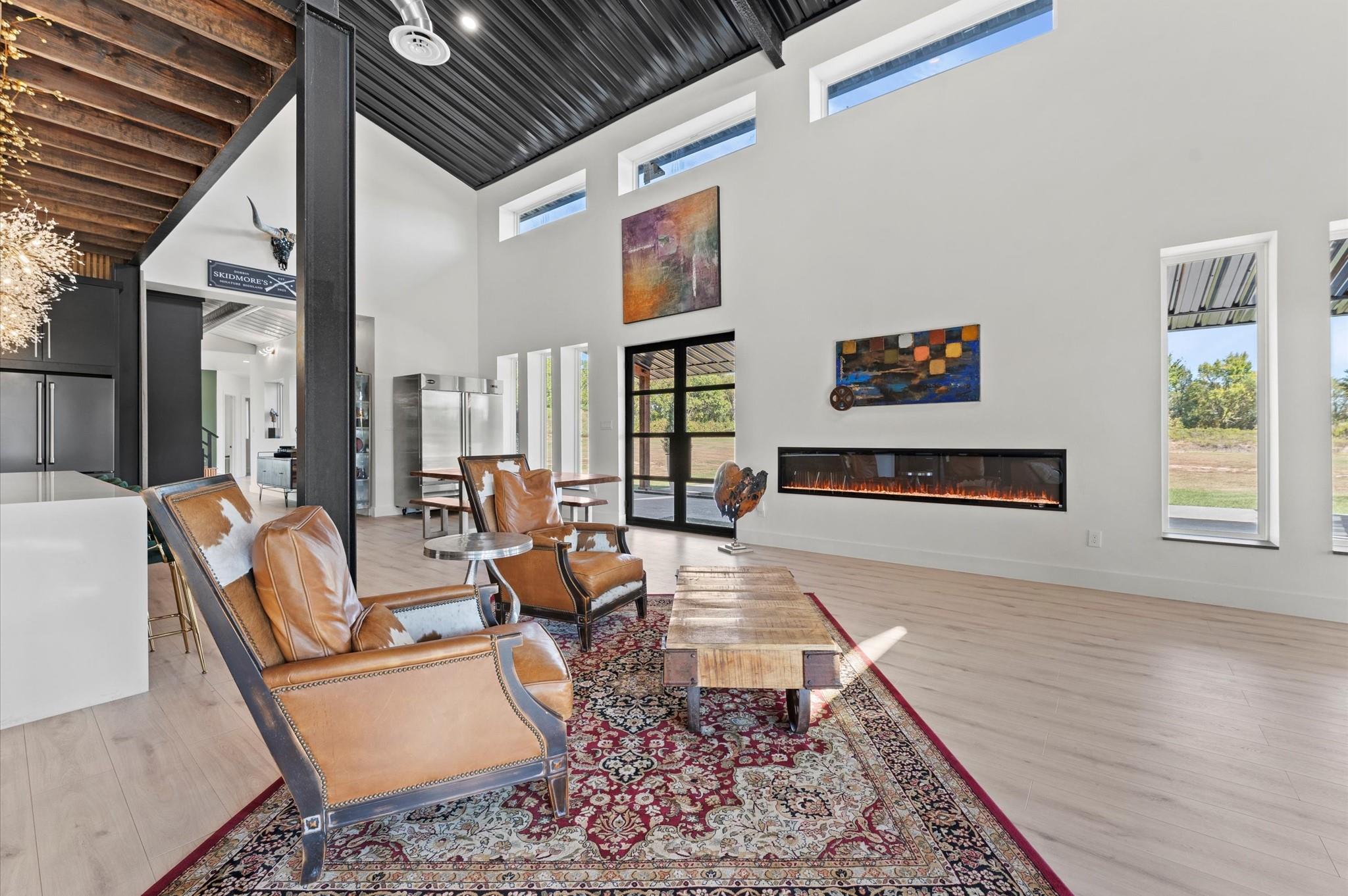 Montgomery, Texas, 77316, United States, 5 Bedrooms Bedrooms, ,7 BathroomsBathrooms,Residential,Active,1963409