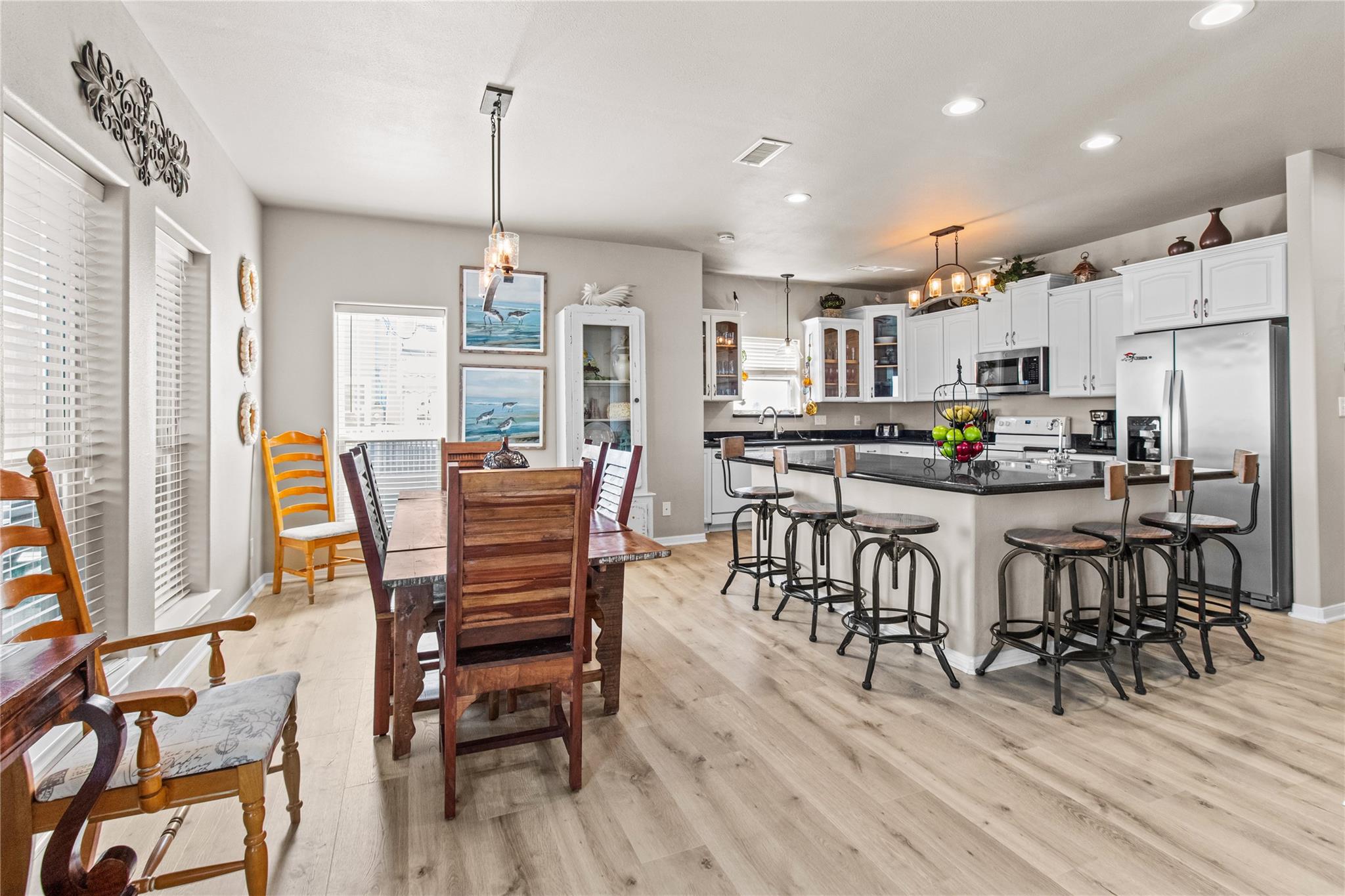 Galveston, Texas, 77554, United States, 4 Bedrooms Bedrooms, ,5 BathroomsBathrooms,Residential,Active,2007197