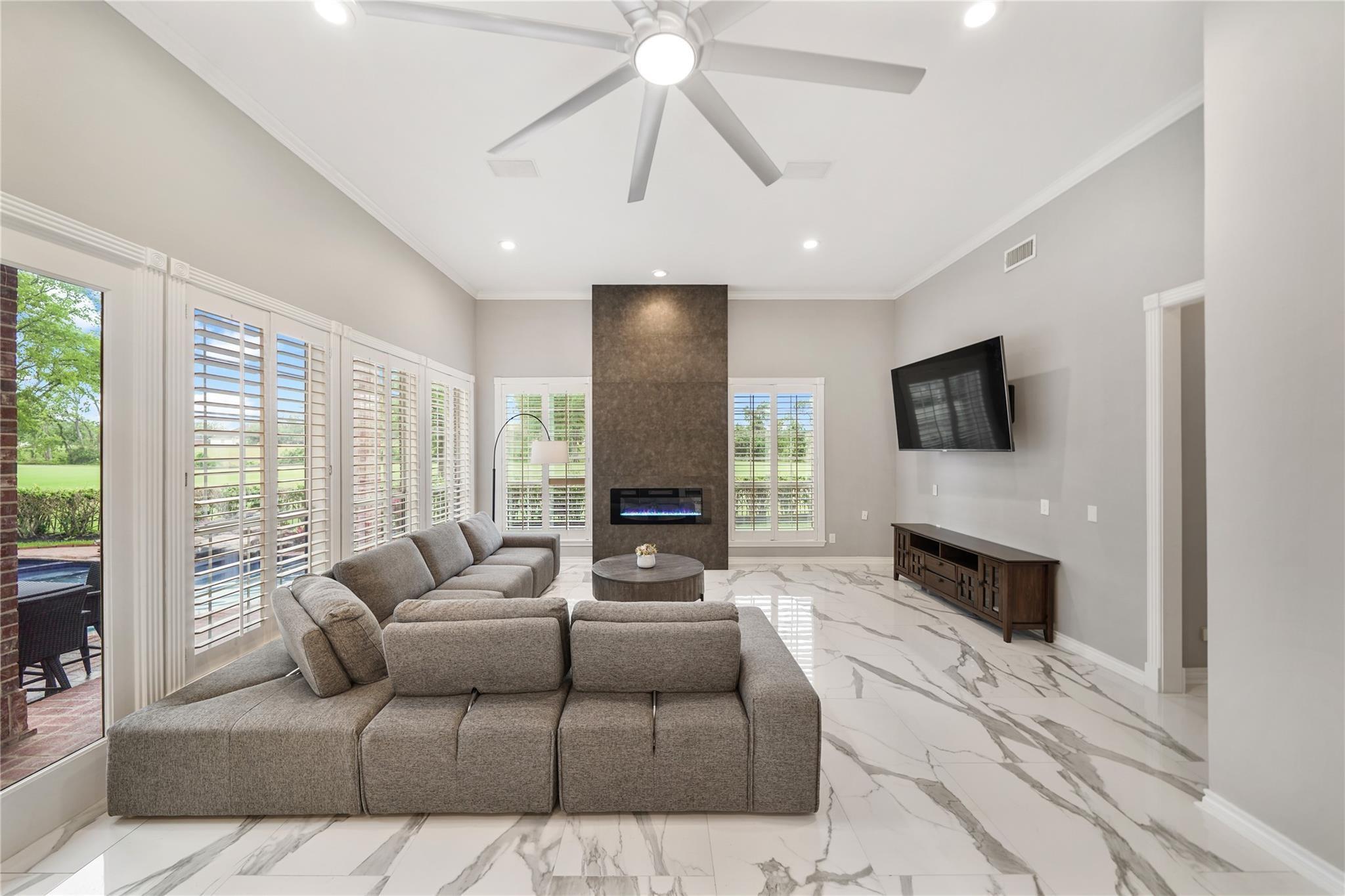 Sugar Land, Texas, 77479, United States, 6 Bedrooms Bedrooms, ,8 BathroomsBathrooms,Residential,Active,1973640