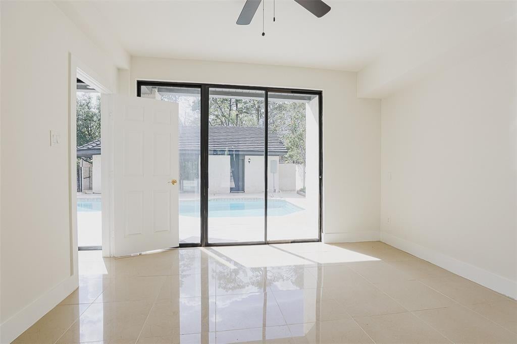 Houston, Texas, 77056, United States, 5 Bedrooms Bedrooms, ,5 BathroomsBathrooms,Residential,Active,1972190