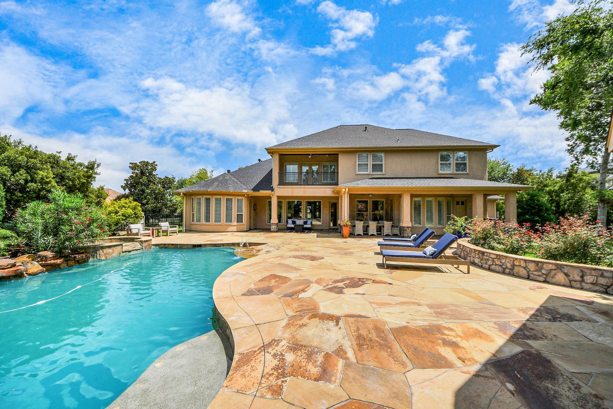 Kingwood, Texas, 77345, United States, 5 Bedrooms Bedrooms, ,5 BathroomsBathrooms,Residential,Active,1967113