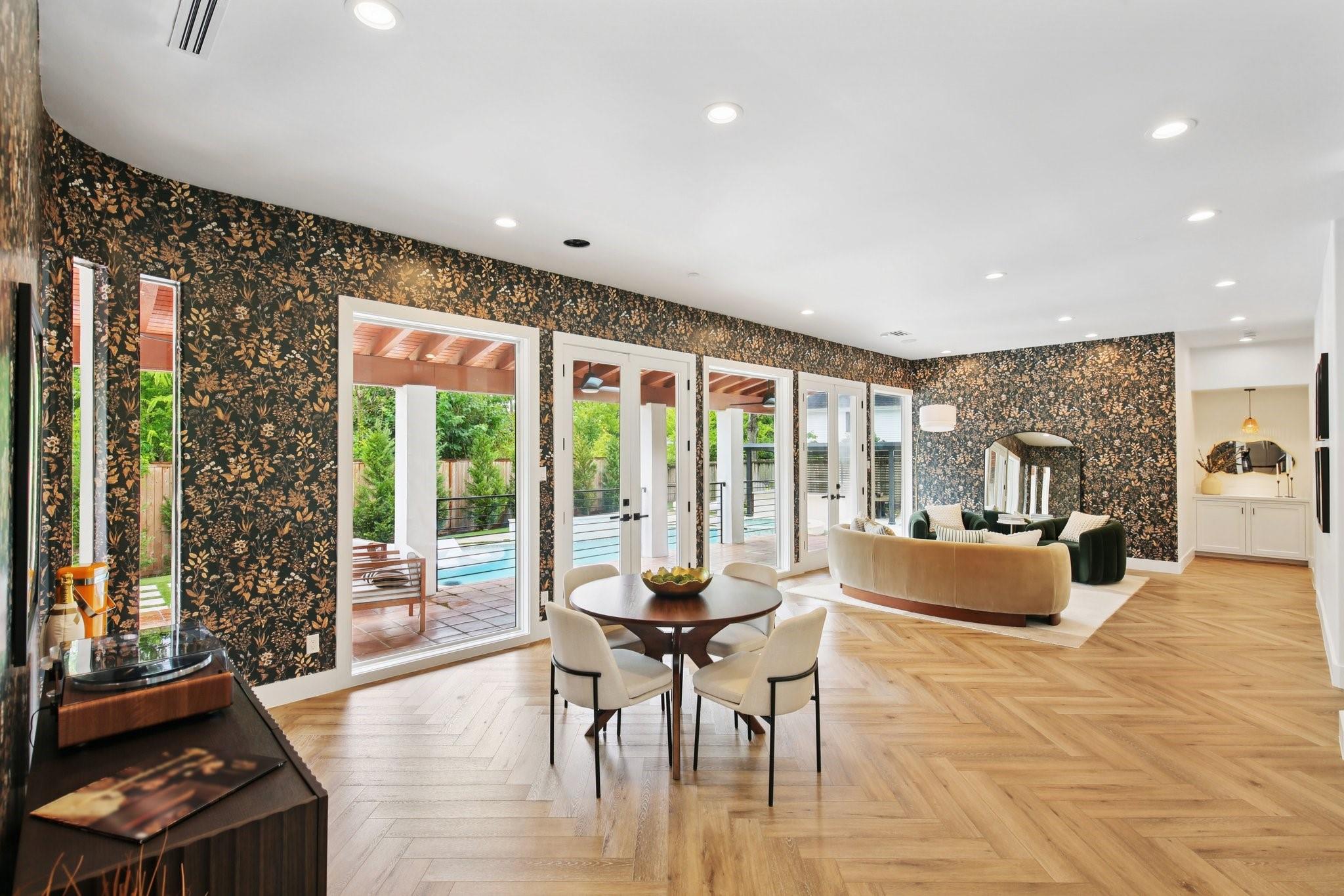 Houston, Texas, 77079, United States, 5 Bedrooms Bedrooms, ,6 BathroomsBathrooms,Residential,Active,2010206