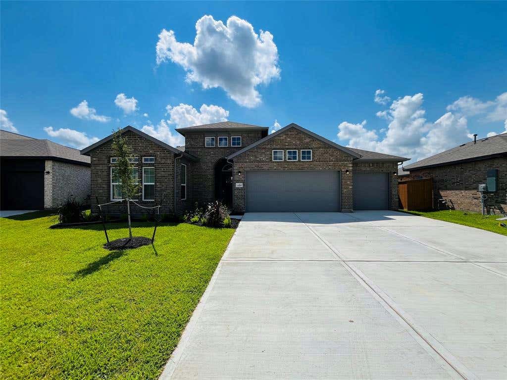 649 CANADIAN TRAIL, DAYTON, TX 77535, photo 1 of 11