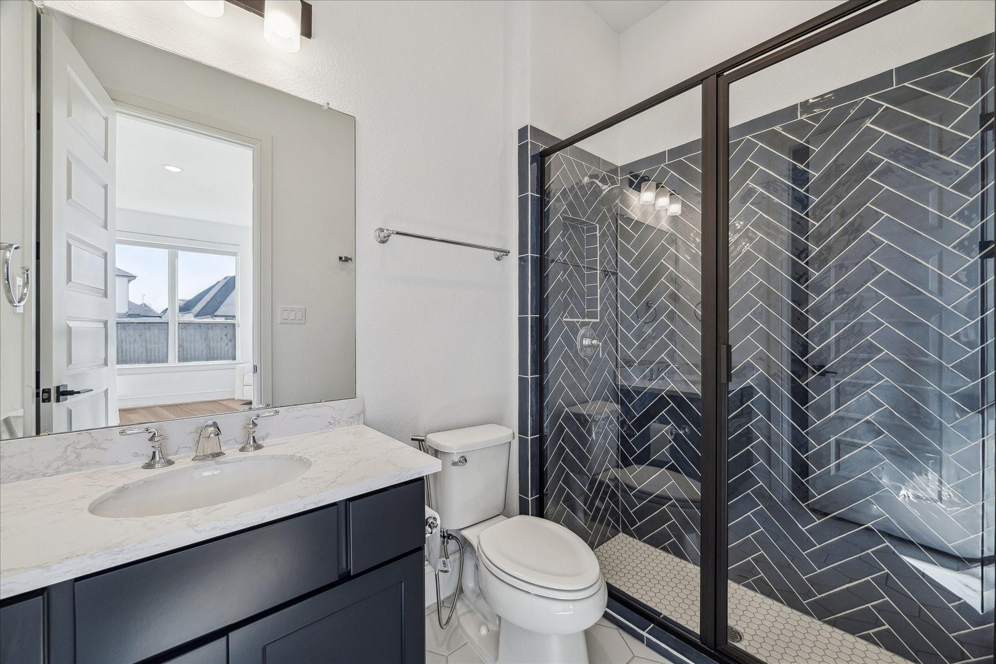 Sugar Land, Texas, 77459, United States, 5 Bedrooms Bedrooms, ,6 BathroomsBathrooms,Residential,Active,2012474