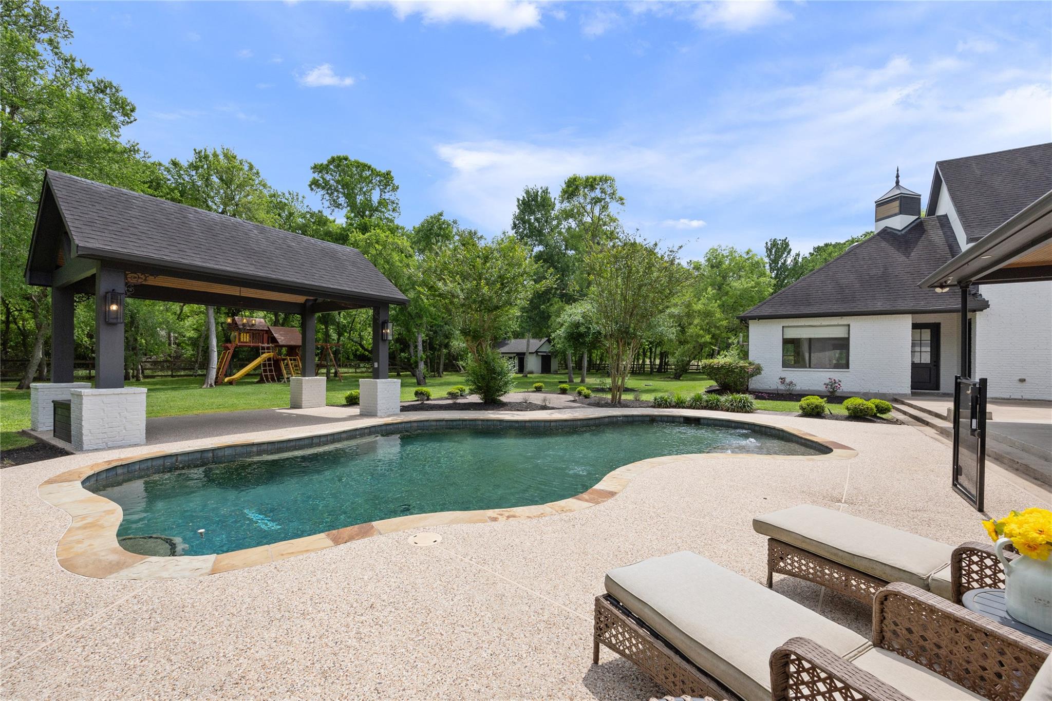 Missouri City, Texas, 77459, United States, 5 Bedrooms Bedrooms, ,6 BathroomsBathrooms,Residential,Active,1953420