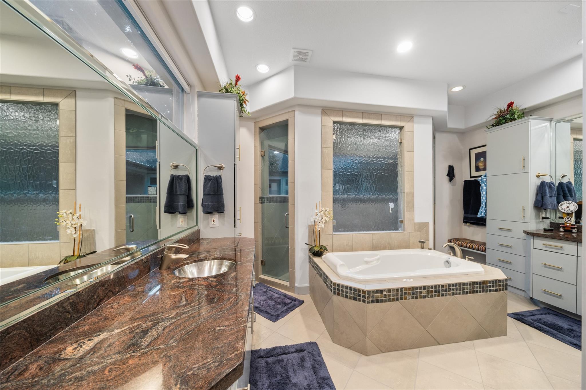 Montgomery, Texas, 77356, United States, 3 Bedrooms Bedrooms, ,4 BathroomsBathrooms,Residential,Active,1992537