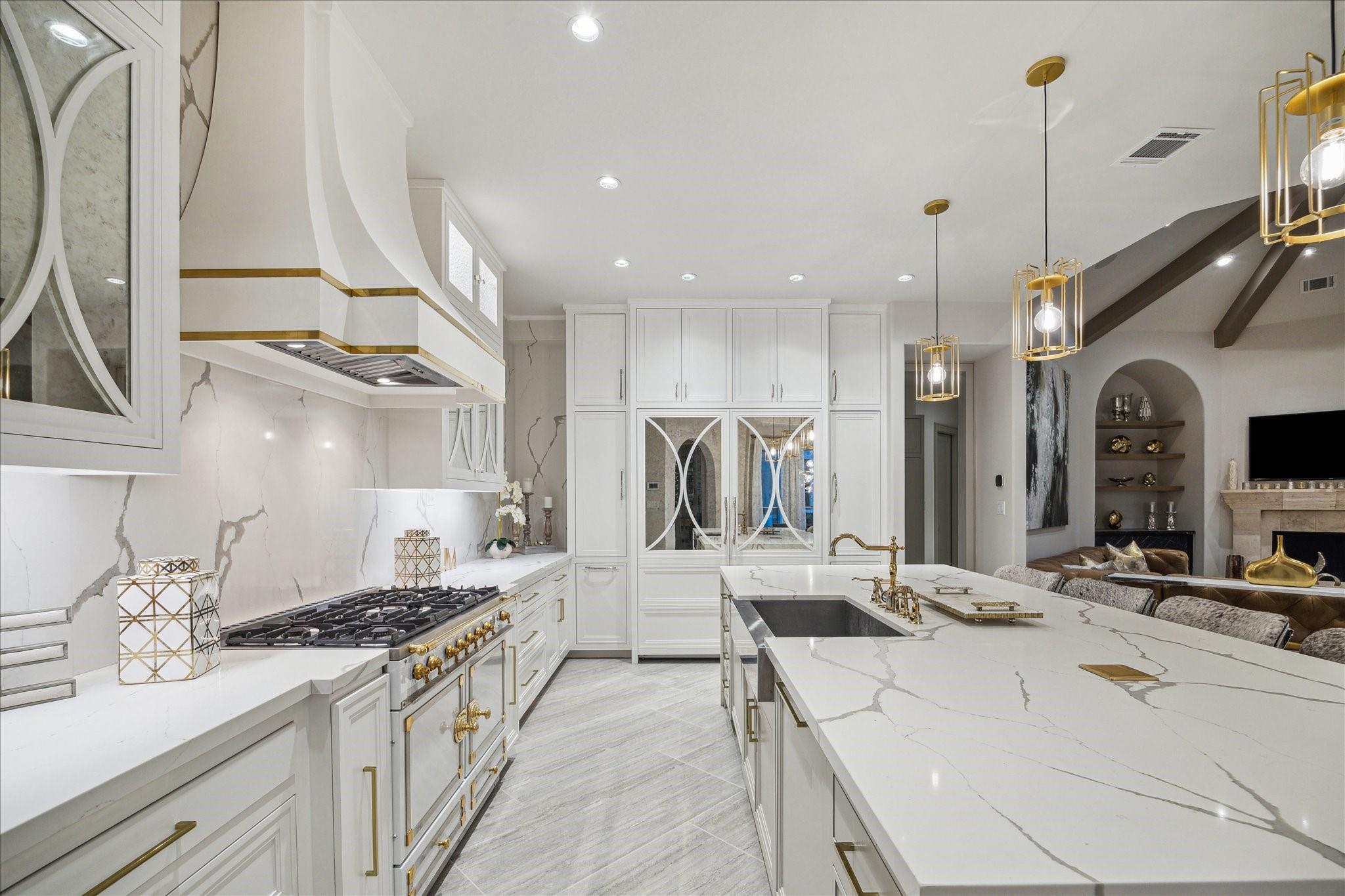 Sugar Land, Texas, 77479, United States, 6 Bedrooms Bedrooms, ,9 BathroomsBathrooms,Residential,Active,1820359