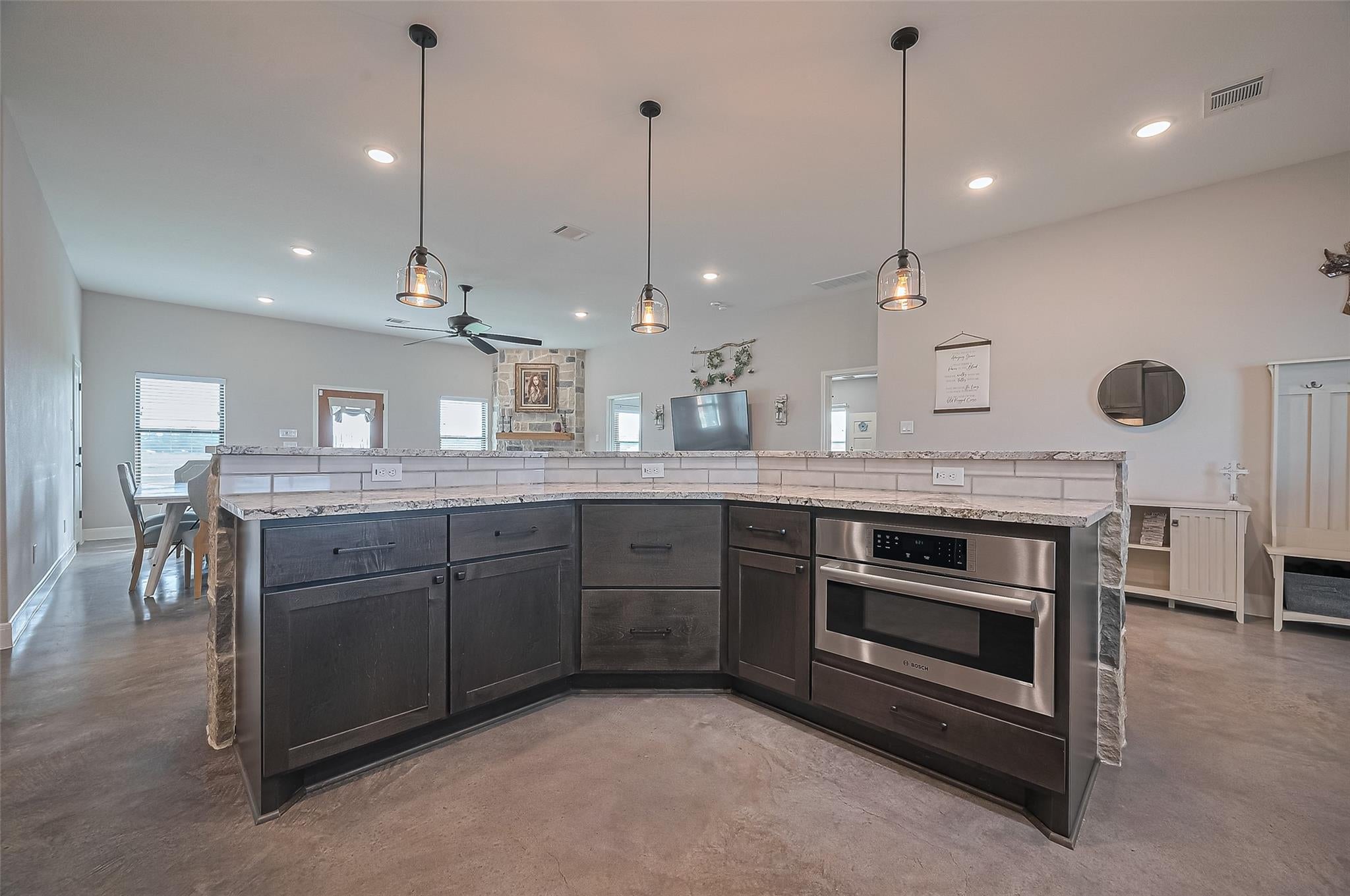 Guy, Texas, 77444, United States, 3 Bedrooms Bedrooms, ,3 BathroomsBathrooms,Residential,Active,1828702