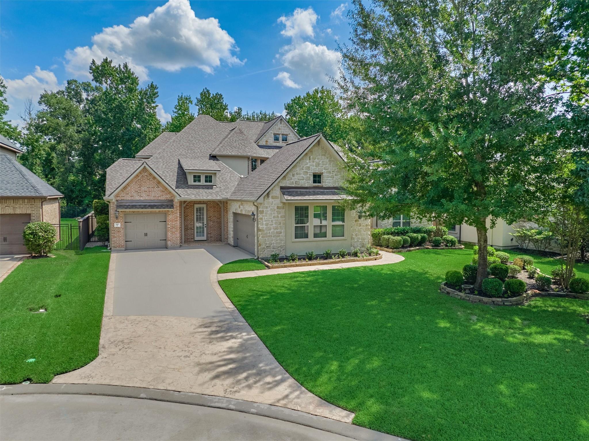 Montgomery, Texas, 77316, United States, 5 Bedrooms Bedrooms, ,4 BathroomsBathrooms,Residential,Active,1927663
