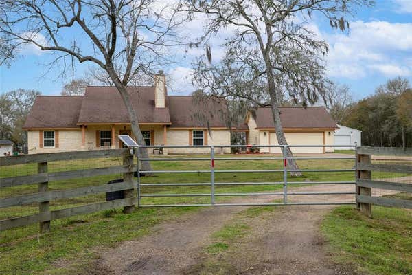 3970 COUNTY ROAD 571, WEST COLUMBIA, TX 77486, photo 3 of 50