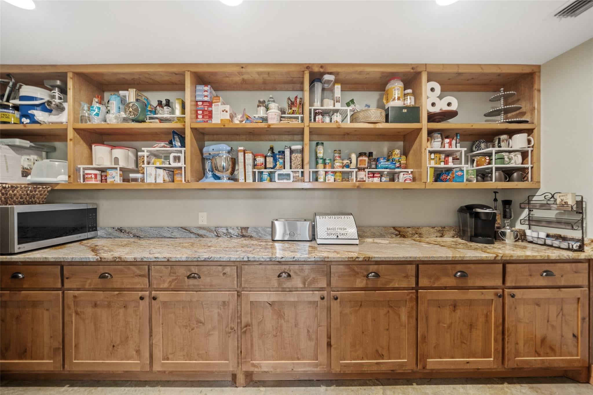 Centerville, Texas, 75833, United States, 6 Bedrooms Bedrooms, ,3 BathroomsBathrooms,Residential,Active,1862877