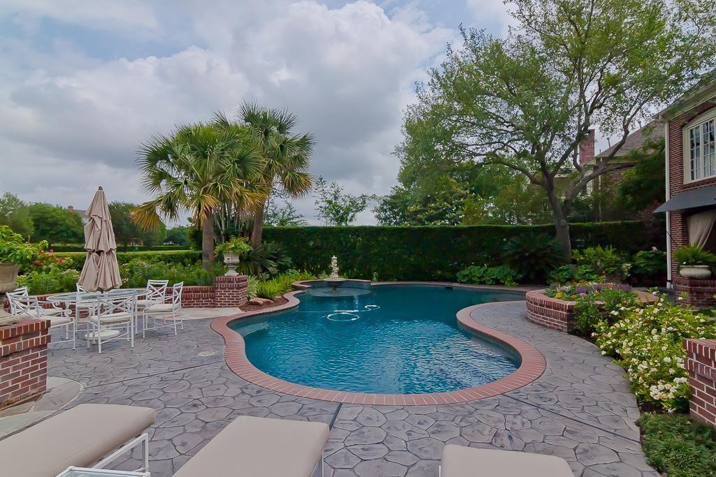 Sugar Land, Texas, 77479, United States, 6 Bedrooms Bedrooms, ,9 BathroomsBathrooms,Residential,Active,1970925