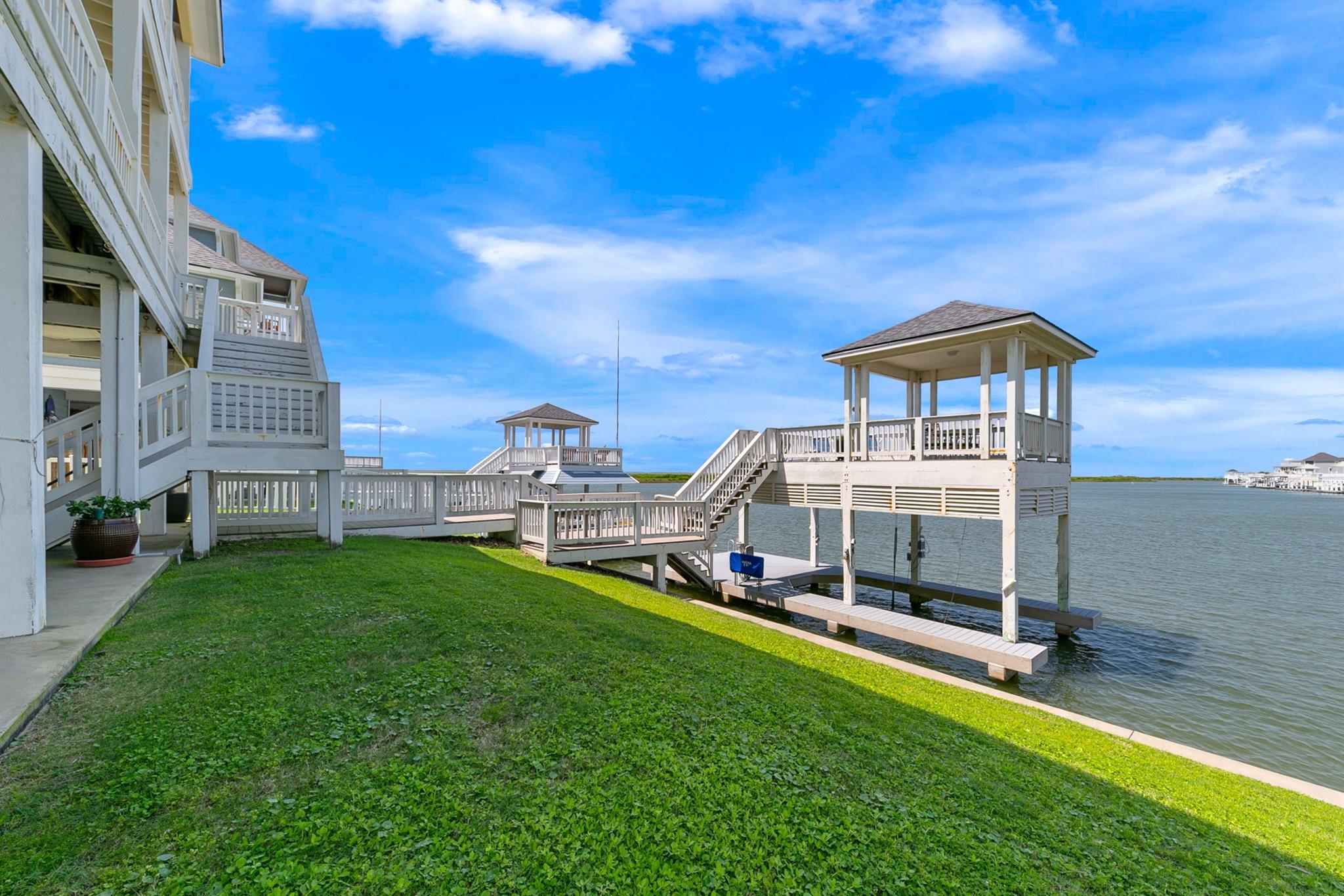 Galveston, Texas, 77554, United States, 4 Bedrooms Bedrooms, ,4 BathroomsBathrooms,Residential,Active,1943806