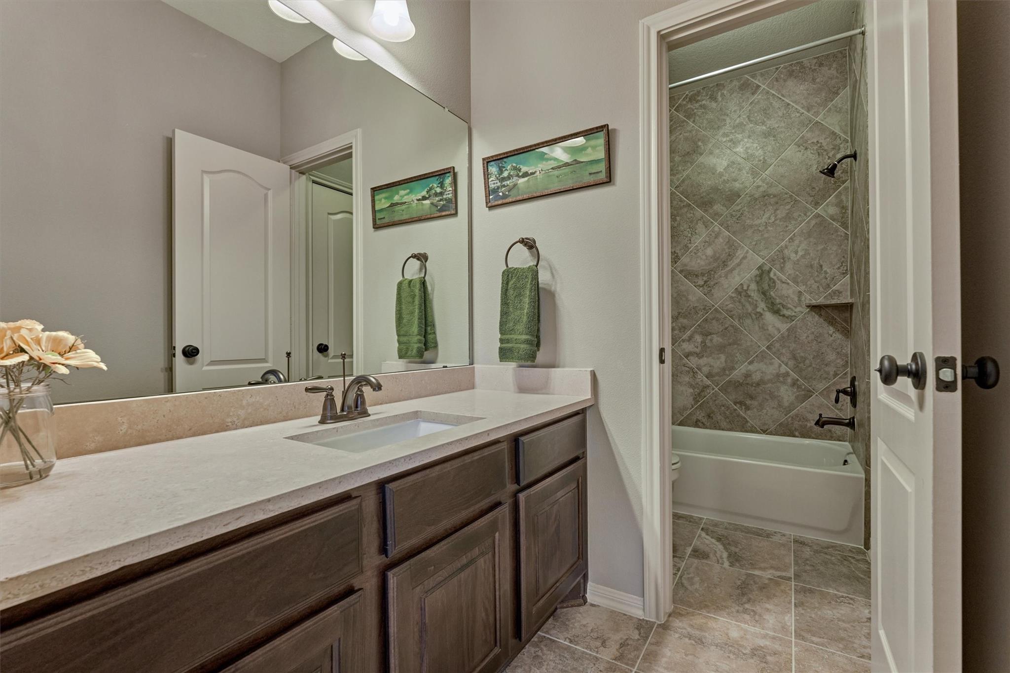 Montgomery, Texas, 77316, United States, 5 Bedrooms Bedrooms, ,4 BathroomsBathrooms,Residential,Active,1927663