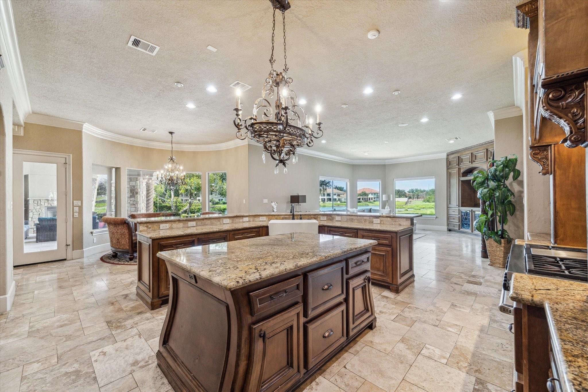 Sugar Land, Texas, 77479, United States, 6 Bedrooms Bedrooms, ,8 BathroomsBathrooms,Residential,Active,1933716