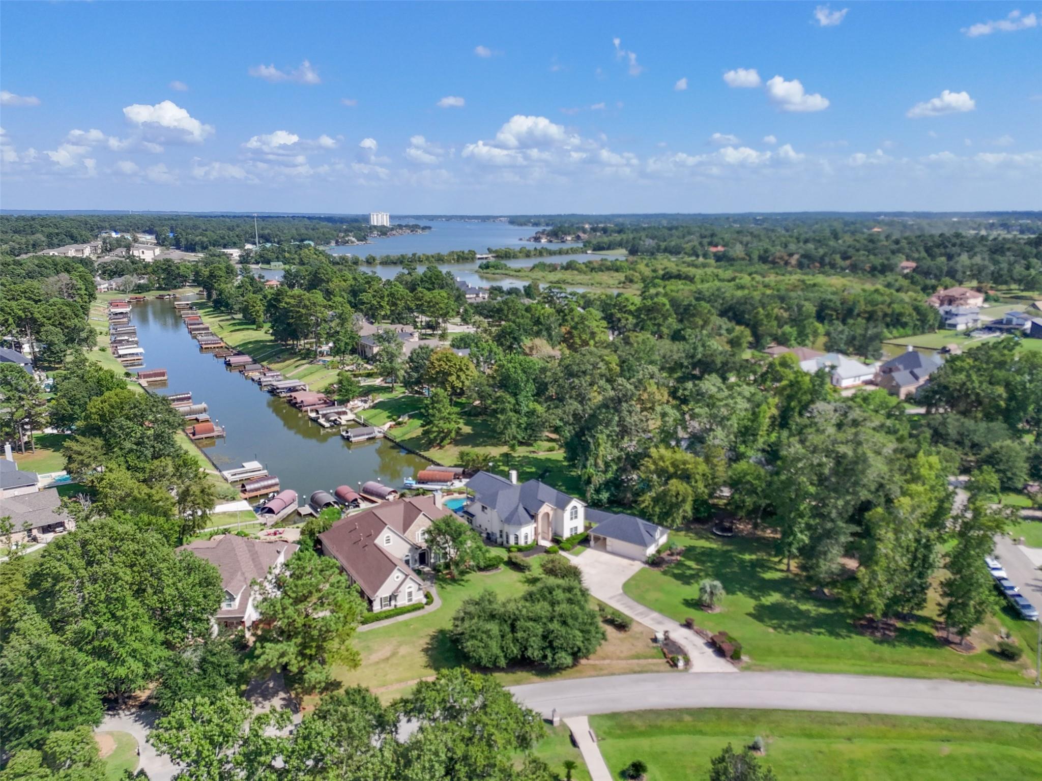 Montgomery, Texas, 77356, United States, 4 Bedrooms Bedrooms, ,4 BathroomsBathrooms,Residential,Active,1945544