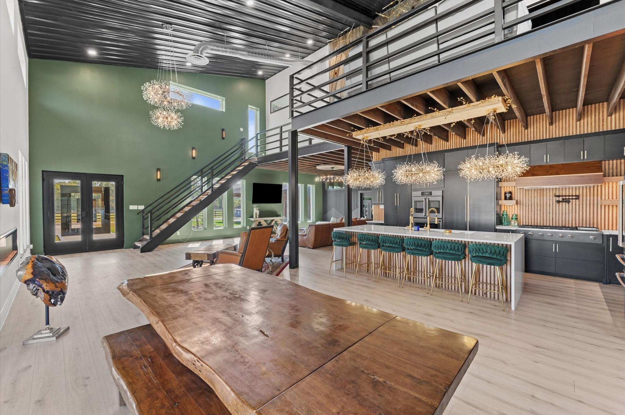 Montgomery, Texas, 77316, United States, 5 Bedrooms Bedrooms, ,7 BathroomsBathrooms,Residential,Active,1963409