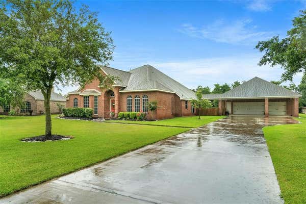 8719 TUMBLEWOOD DR, BEACH CITY, TX 77523 - Image 1