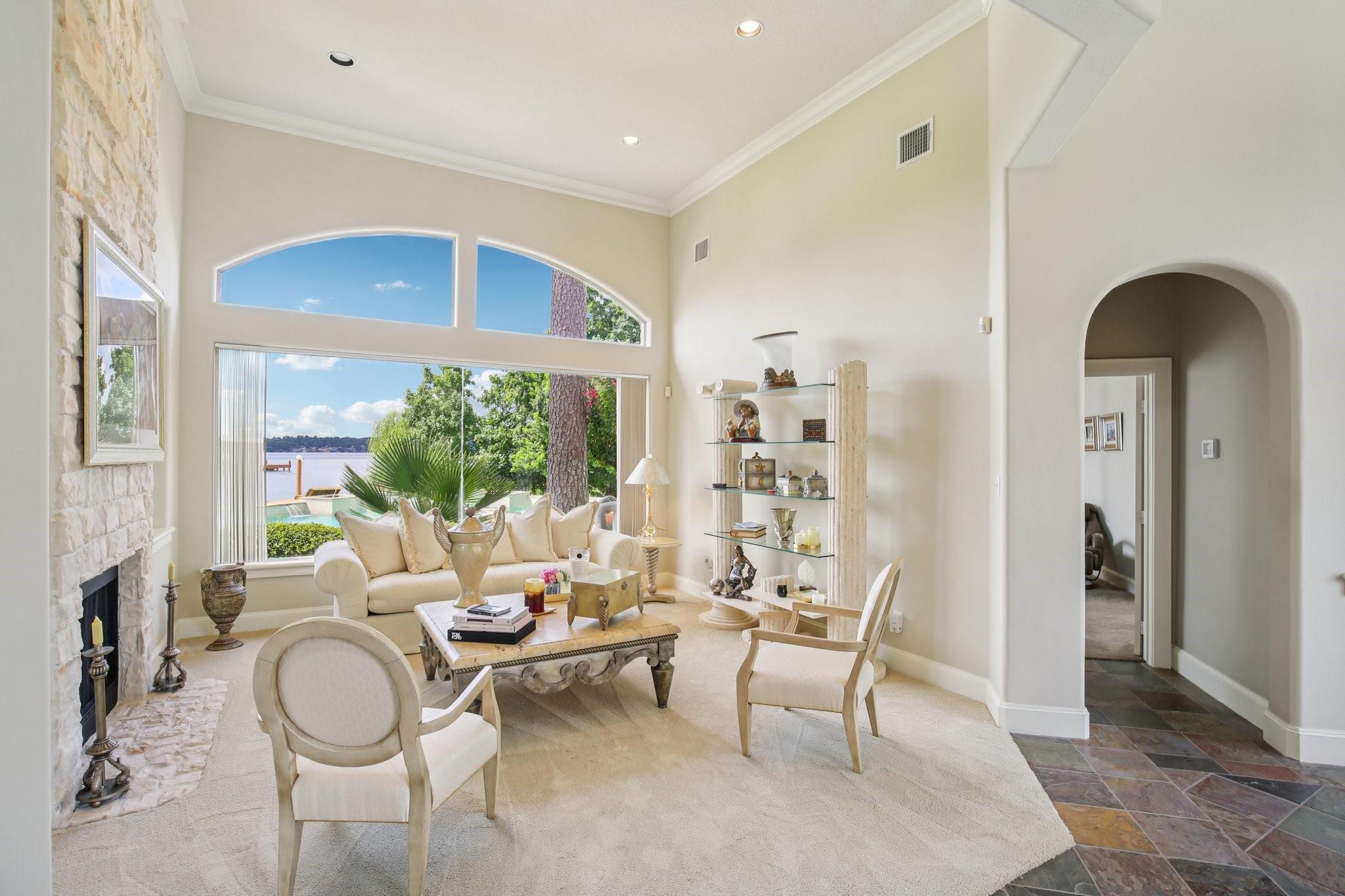 Montgomery, Texas, 77356, United States, 4 Bedrooms Bedrooms, ,5 BathroomsBathrooms,Residential,Active,1894542