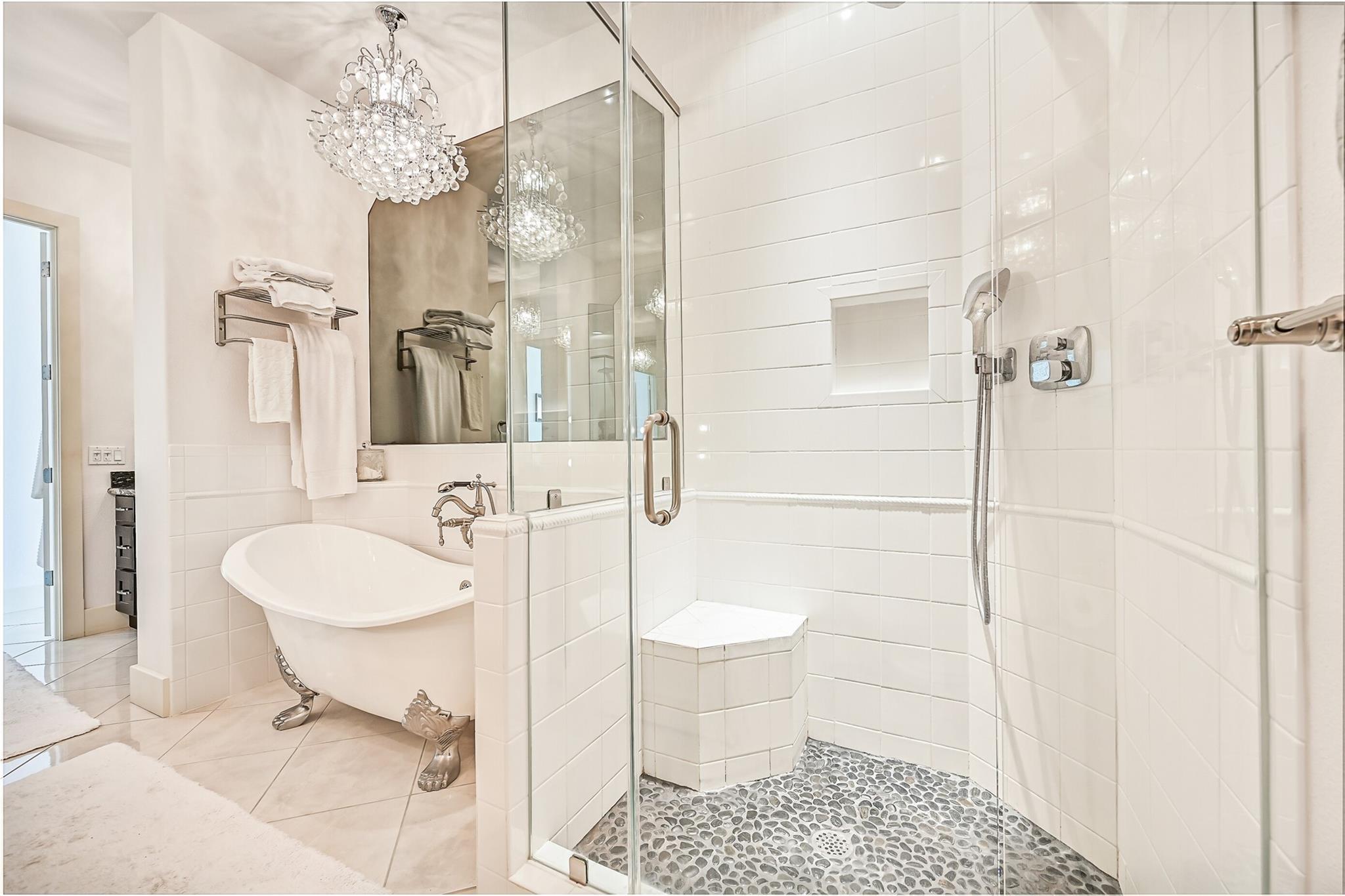 Galveston, Texas, 77550, United States, ,4 BathroomsBathrooms,Residential,Active,1867894