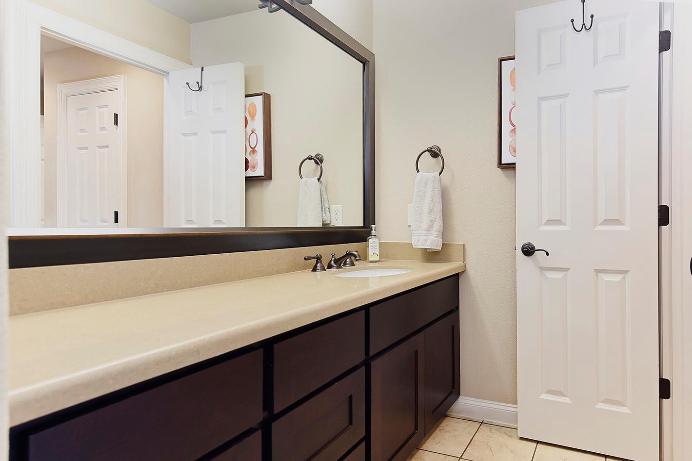 The Woodlands, Texas, 77382, United States, 5 Bedrooms Bedrooms, ,6 BathroomsBathrooms,Residential,Active,2010217