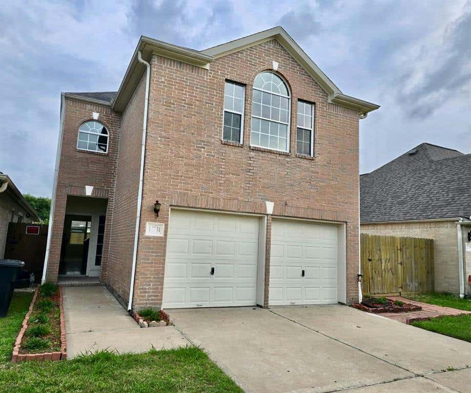 12731 HEATHER LANDING LN, HOUSTON, TX 77072, photo 1 of 20