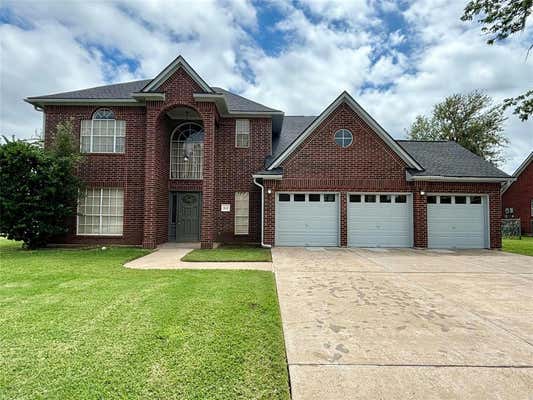 54 PEPPERMINT CT, LAKE JACKSON, TX 77566 - Image 1