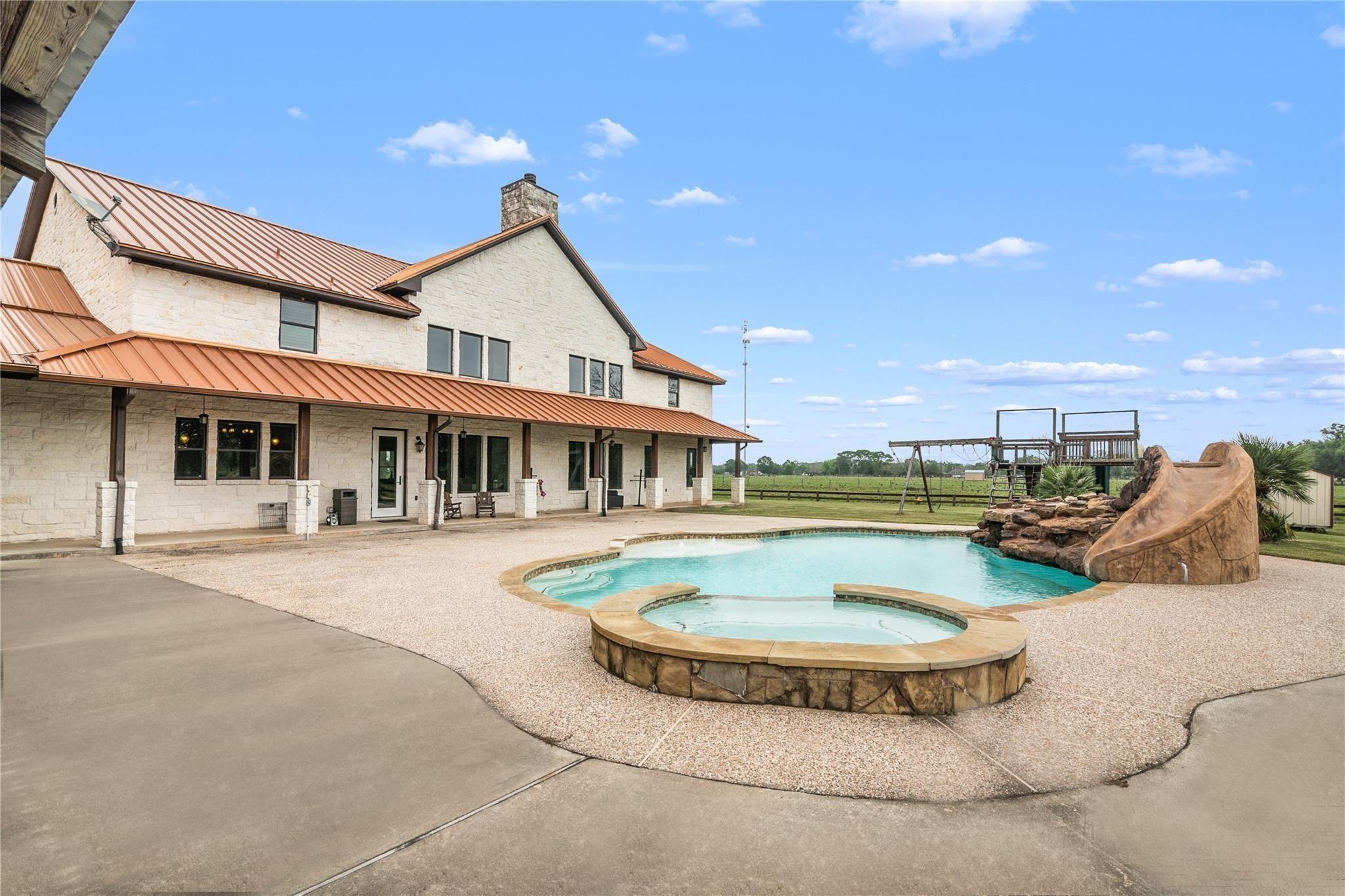 Sweeny, Texas, 77480, United States, 5 Bedrooms Bedrooms, ,5 BathroomsBathrooms,Residential,Active,1919065