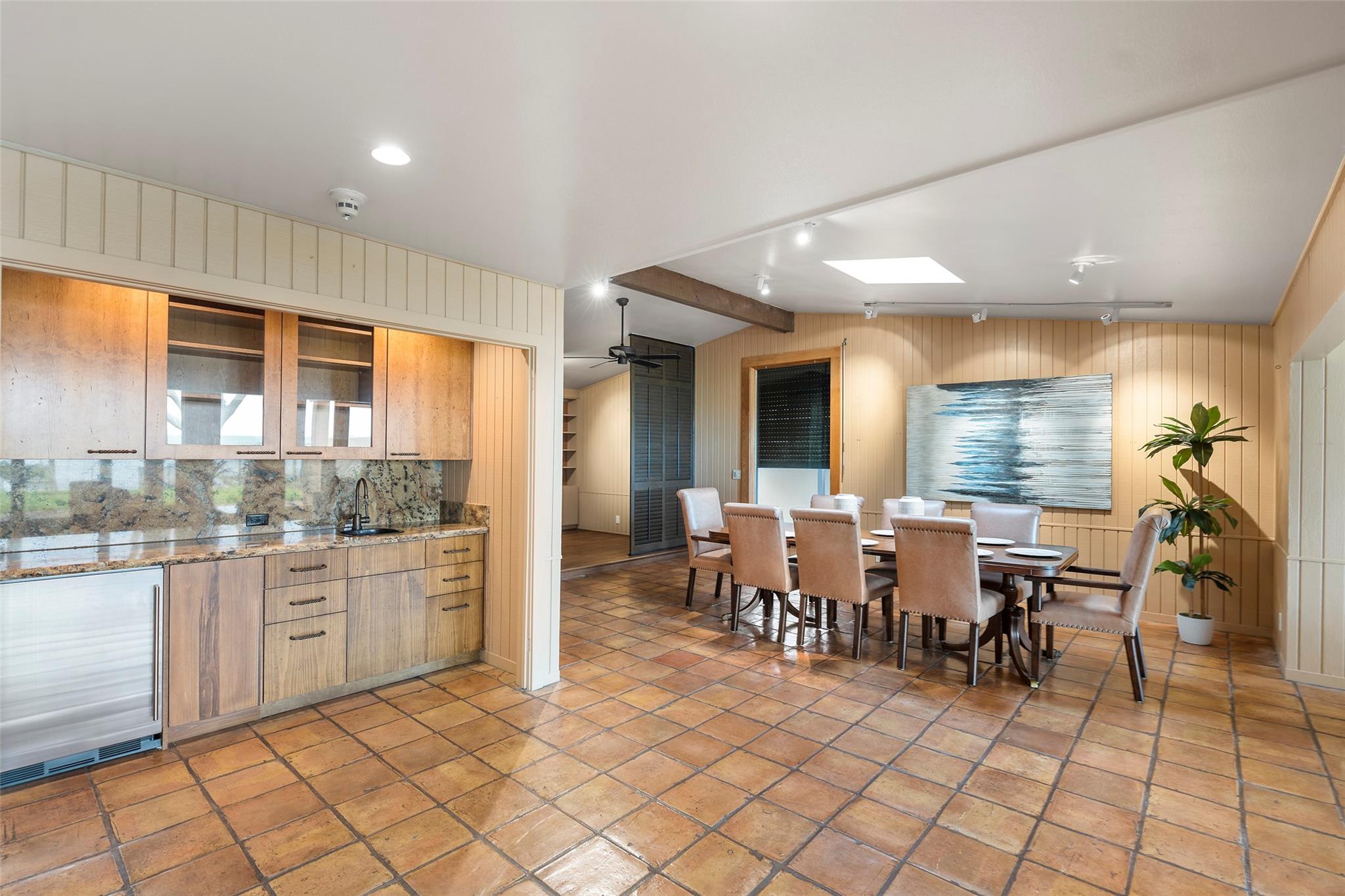Galveston, Texas, 77550, United States, 4 Bedrooms Bedrooms, ,6 BathroomsBathrooms,Residential,Active,1905067