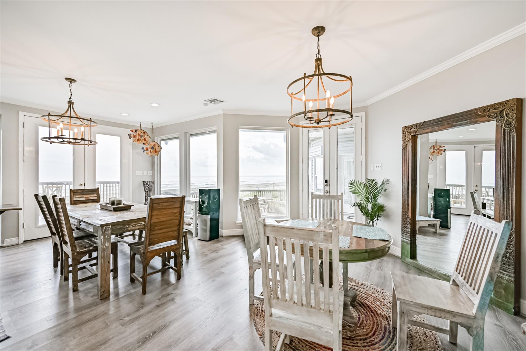 Galveston, Texas, 77554, United States, 6 Bedrooms Bedrooms, ,7 BathroomsBathrooms,Residential,Active,1907960