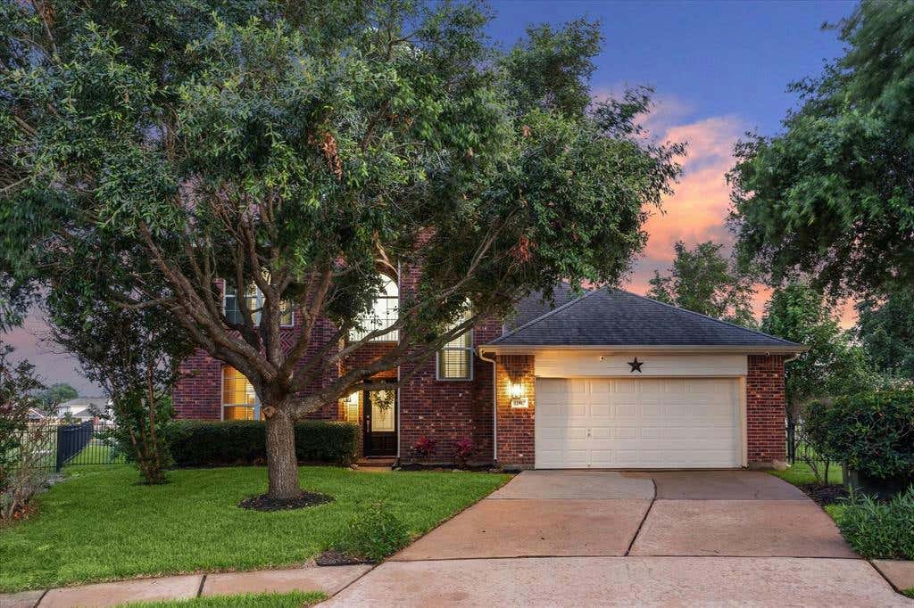 12807 RAVENS GLEN CT, CYPRESS, TX 77429, photo 1 of 33