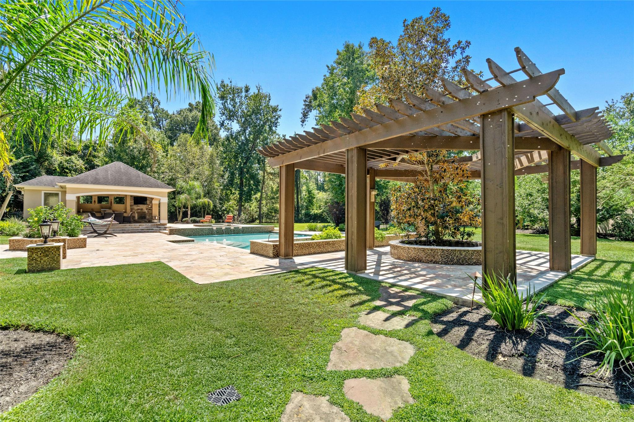 Humble, Texas, 77346, United States, 5 Bedrooms Bedrooms, ,8 BathroomsBathrooms,Residential,Active,1952313